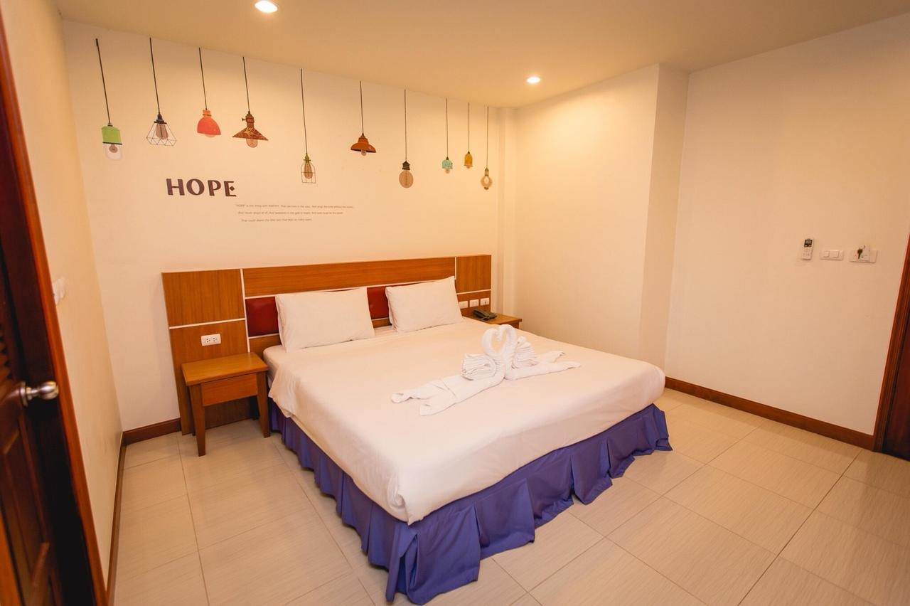 Fulla Place Patong Exterior photo