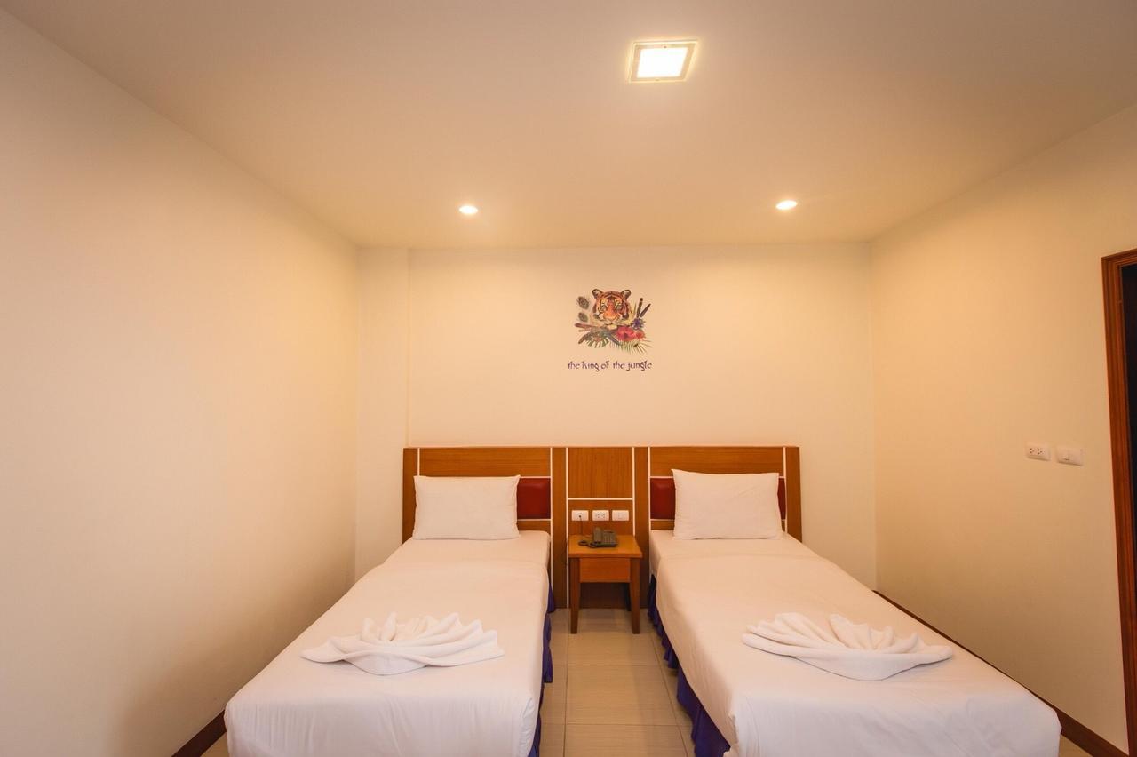 Fulla Place Patong Exterior photo
