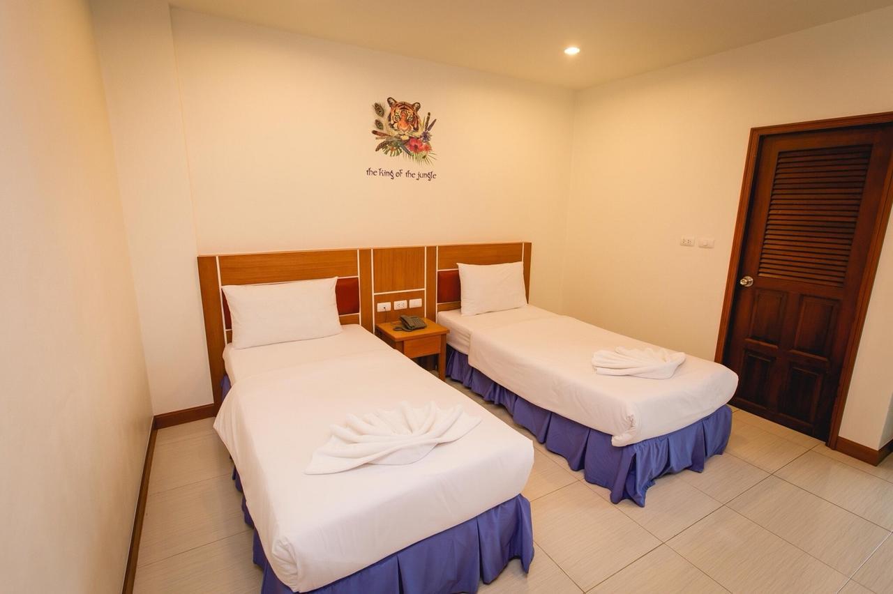 Fulla Place Patong Exterior photo