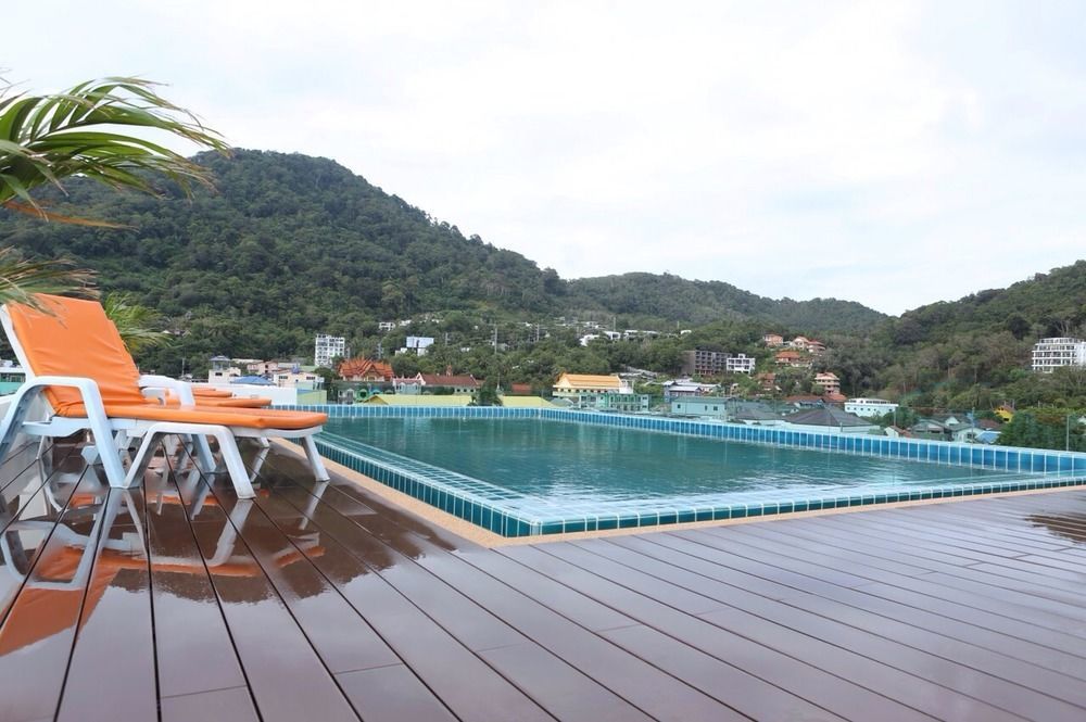 Fulla Place Patong Exterior photo