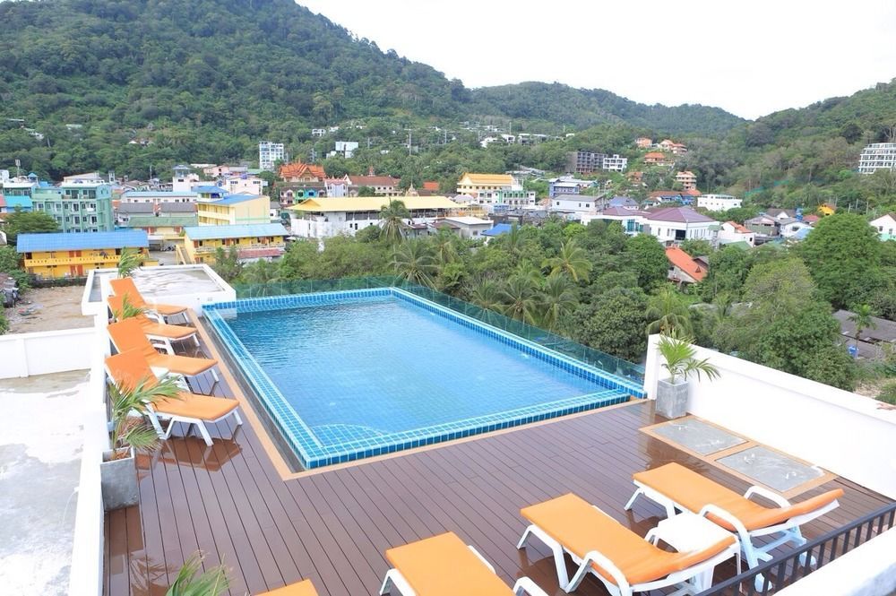 Fulla Place Patong Exterior photo