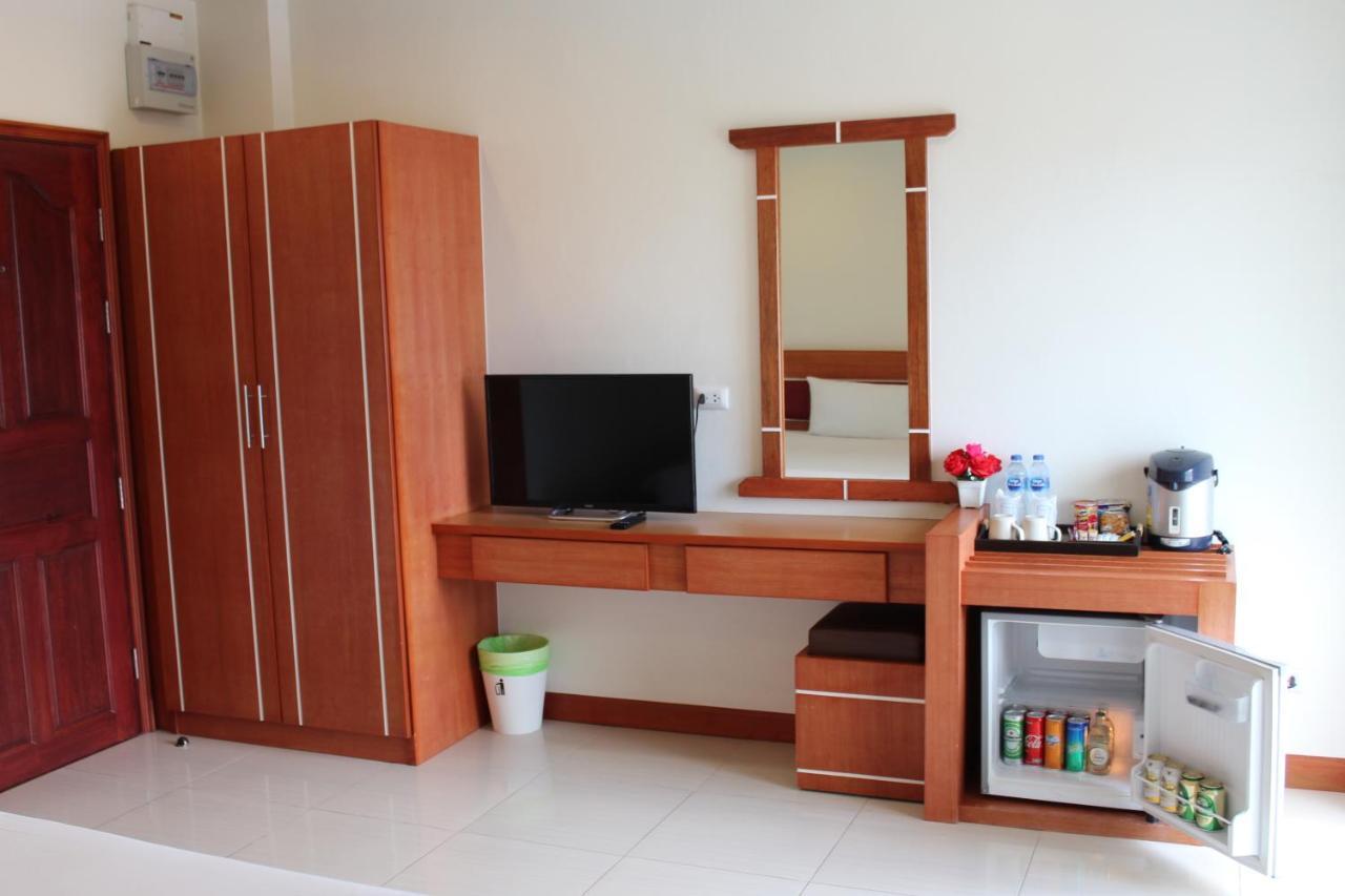 Fulla Place Patong Exterior photo