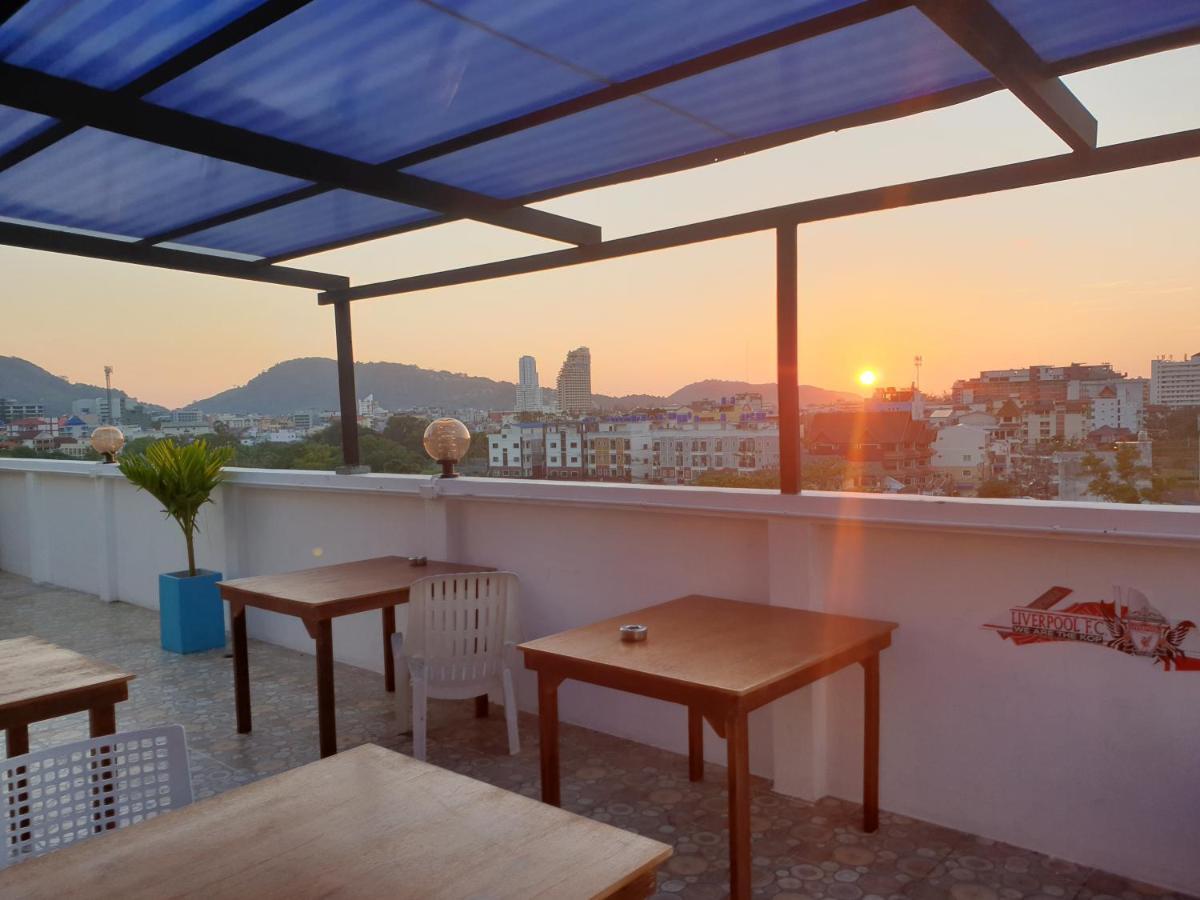 Fulla Place Patong Exterior photo