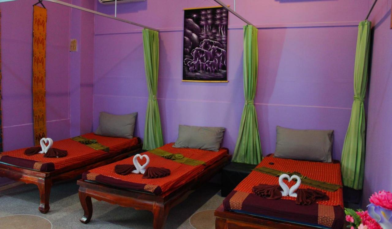 Fulla Place Patong Exterior photo